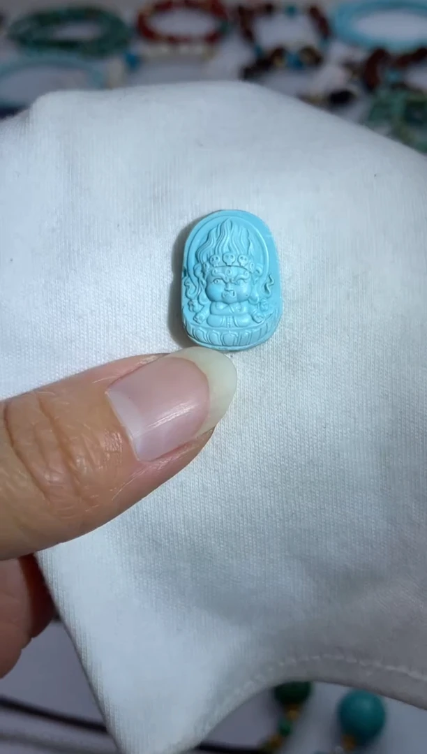 未镶嵌绿松石珠宝奇石70