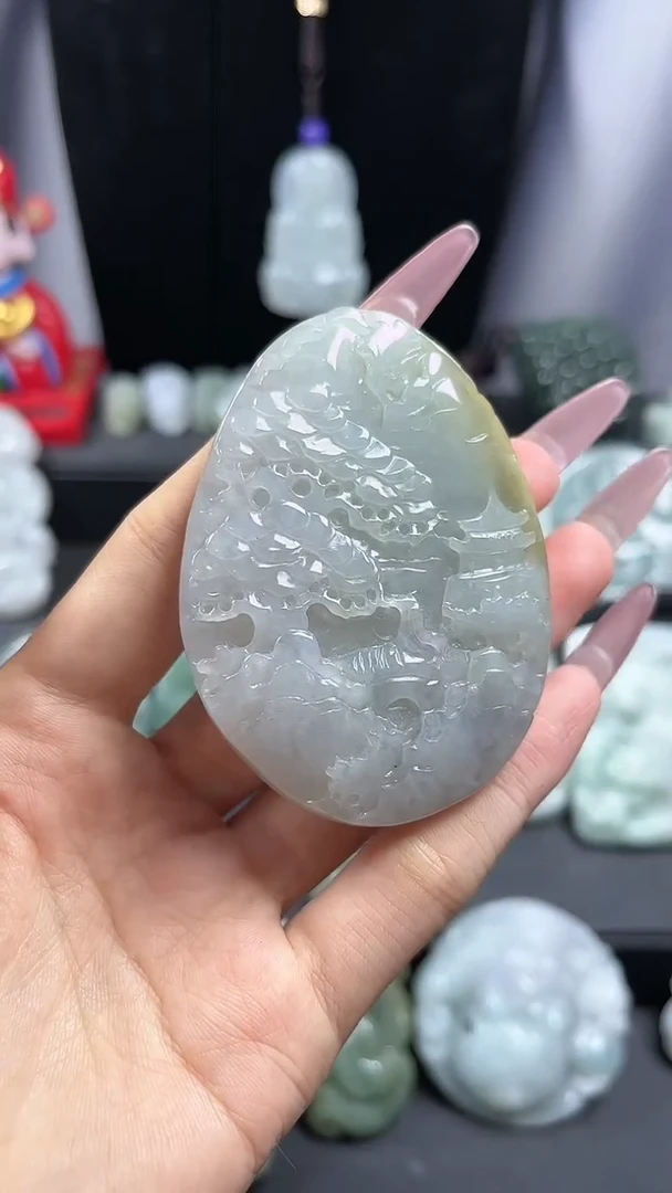 【闪购商品】翡翠颈饰未镶嵌山水牌大牌