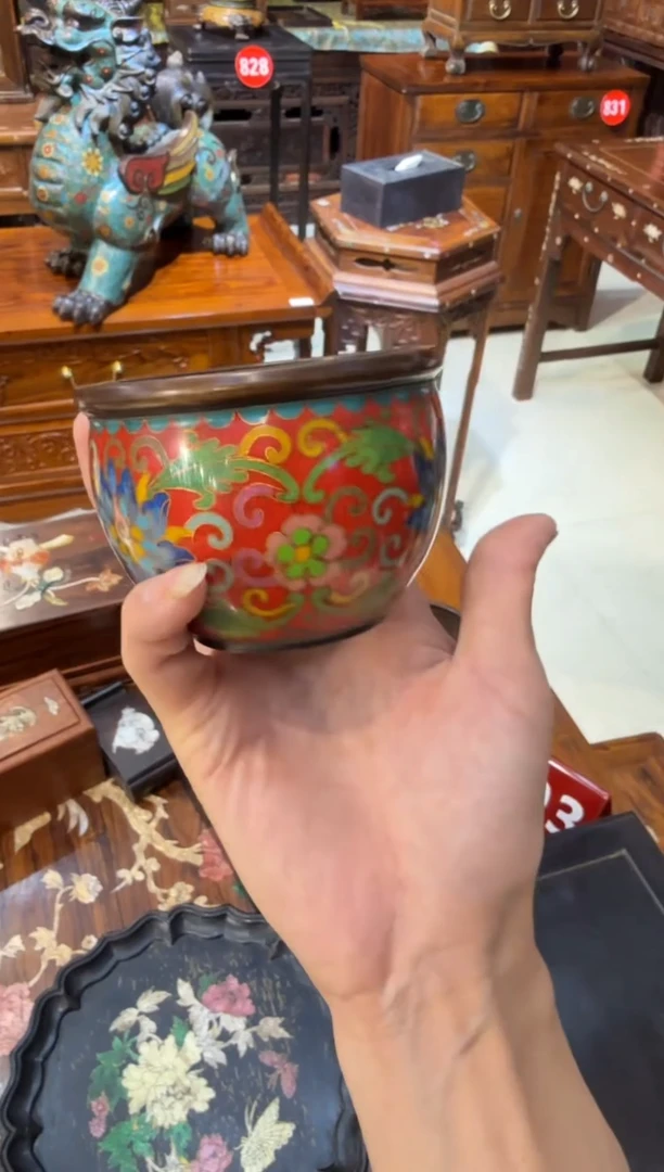 木木头款景泰蓝红缸168