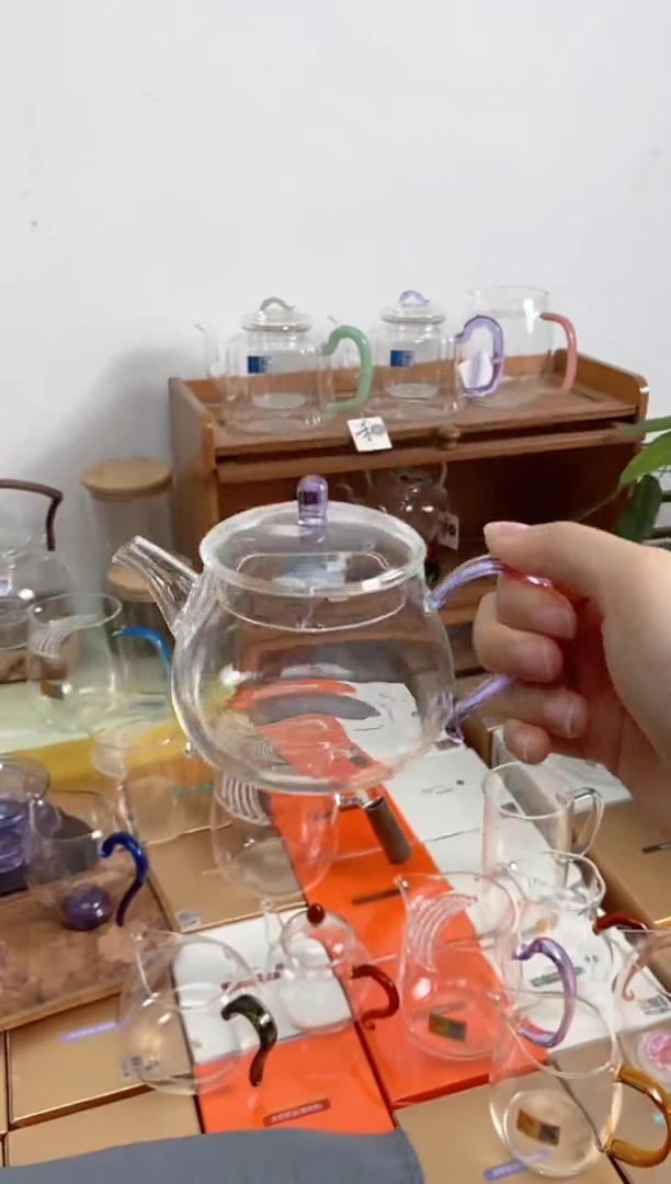 青云壶浅紫色样品微瑕