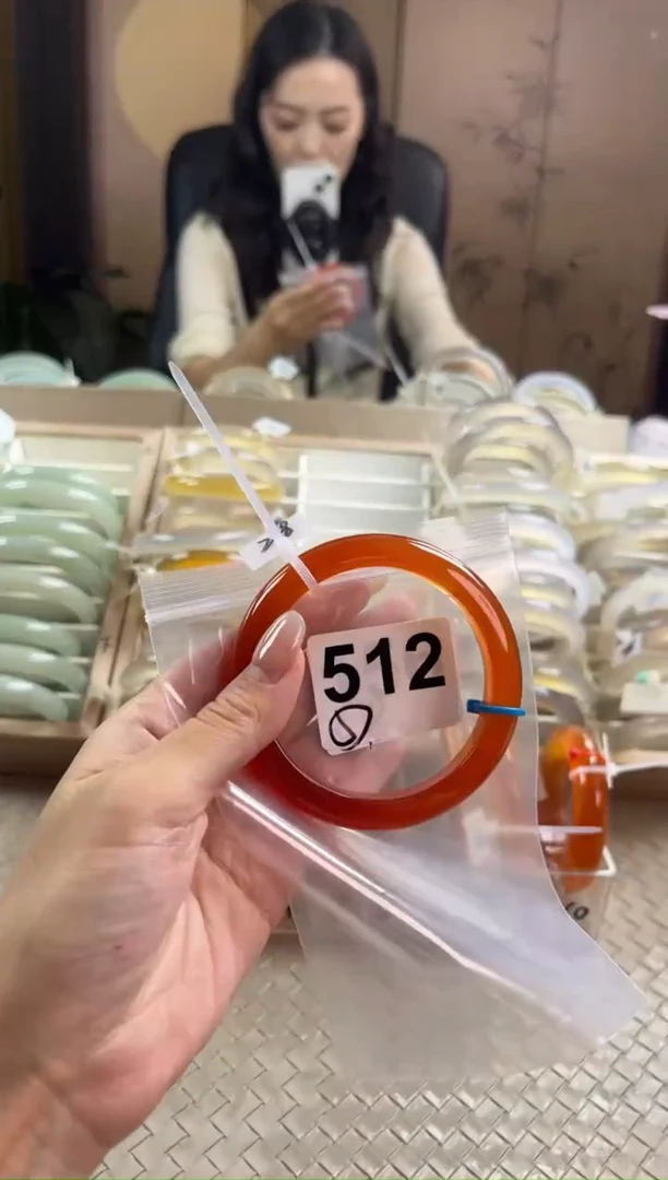 手镯玛瑙/玉髓未镶嵌迷**?512