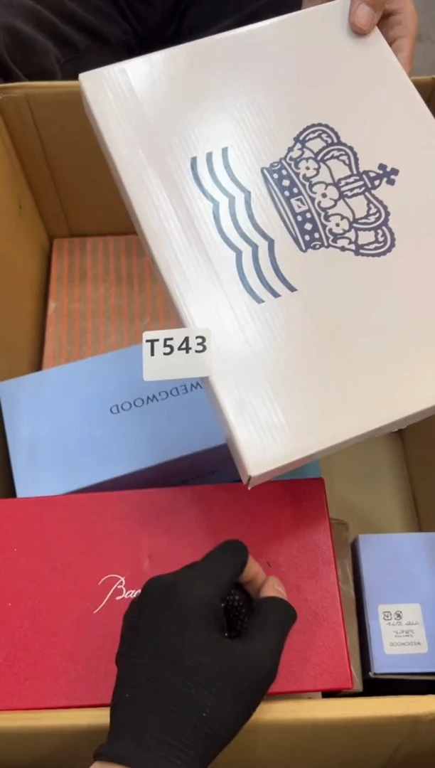 其他浅**笑543中古商品，谨慎参拍