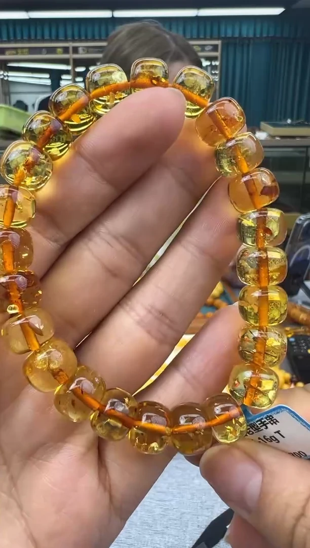 未镶嵌琥珀手链2秒拍号