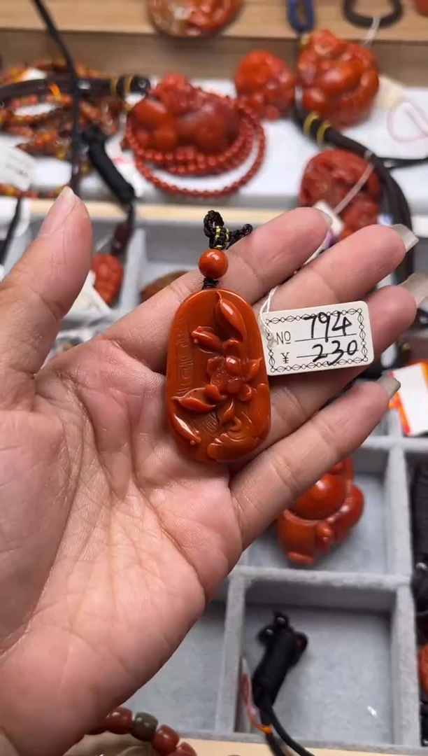【闪购商品】南红玛瑙珠宝奇石未镶嵌794
