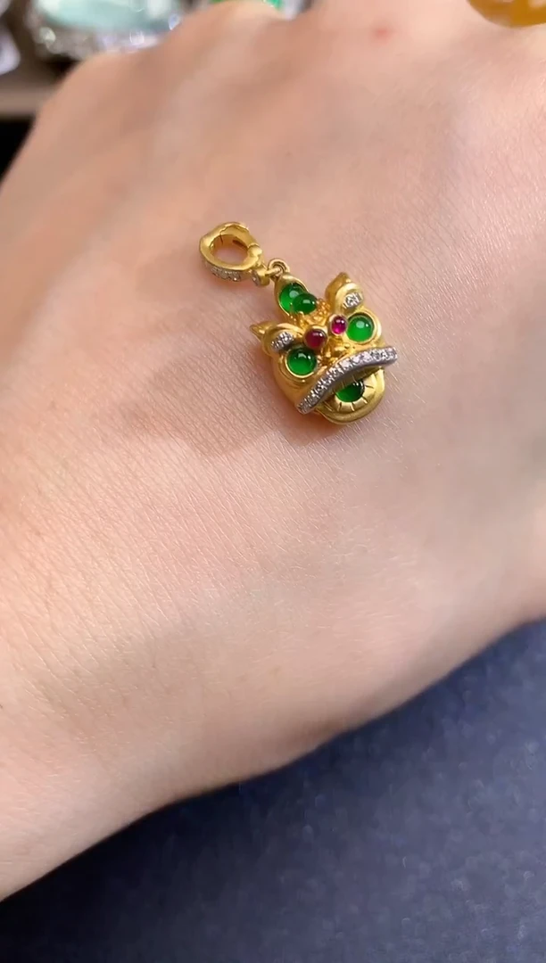 吊坠(不含链)18K金镶嵌翡翠A16 不含链 多样性发货一件