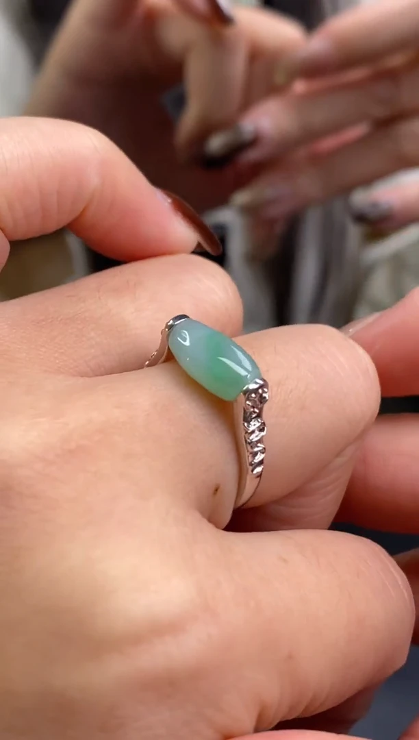 颈饰银S925镶嵌翡翠净货15397