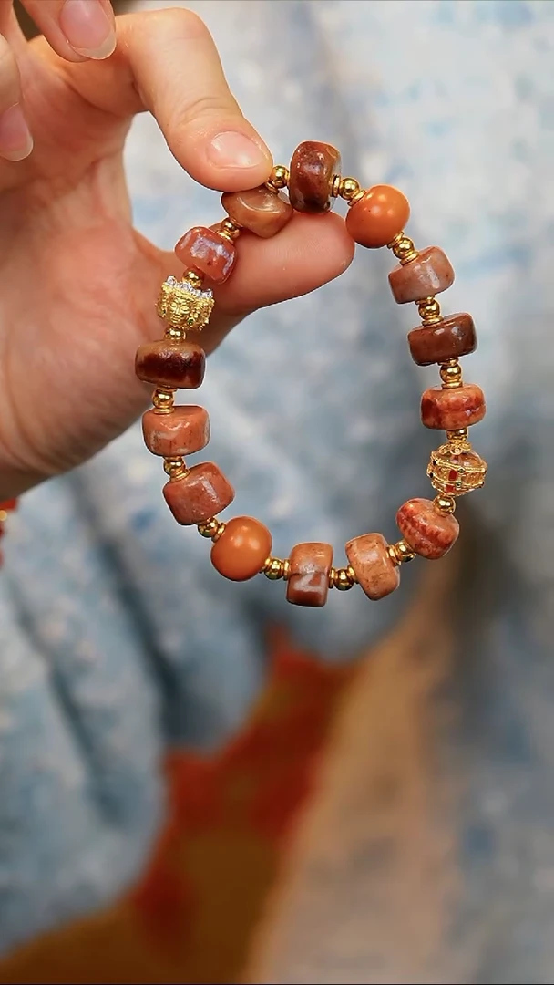 【闪购商品】玛瑙/玉髓手串银S925镀金镶嵌红肉断珠