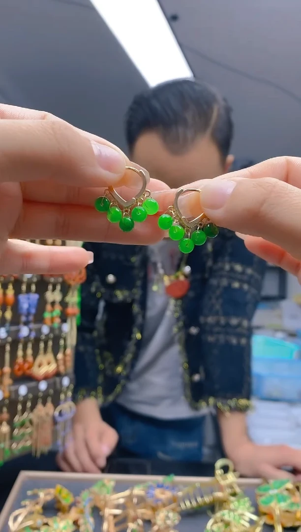 【闪购商品】翡翠耳饰合金150翡翠耳包