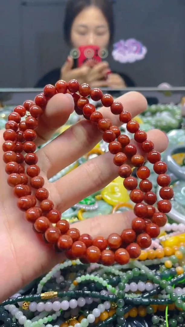 颈饰未镶嵌翡翠6MM/U/翡翠A货，一件也是批发价