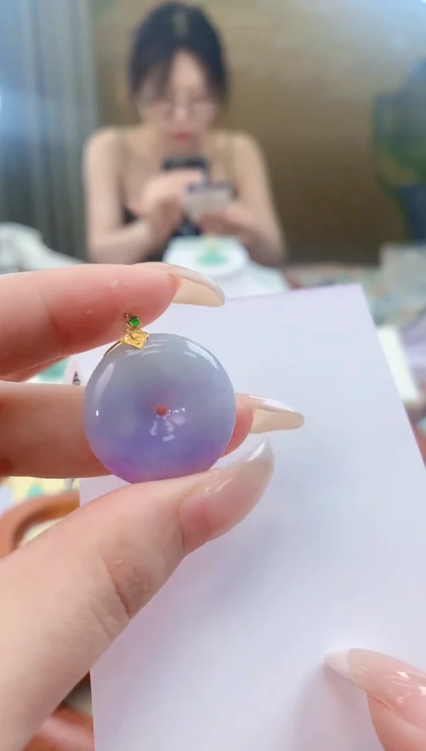 翡翠18K金镶嵌颈饰天然A货翡翠挂件