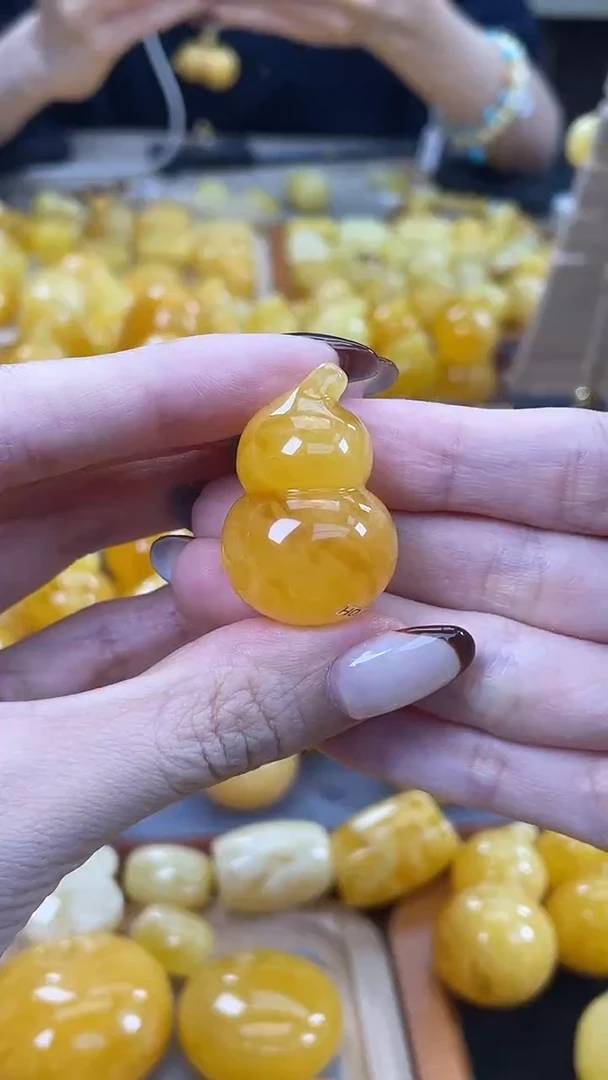 裸石琥珀未镶嵌j91