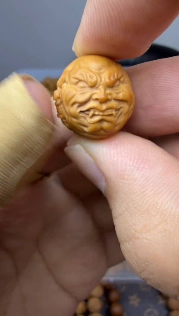 吊坠猴头核桃三面恶僧