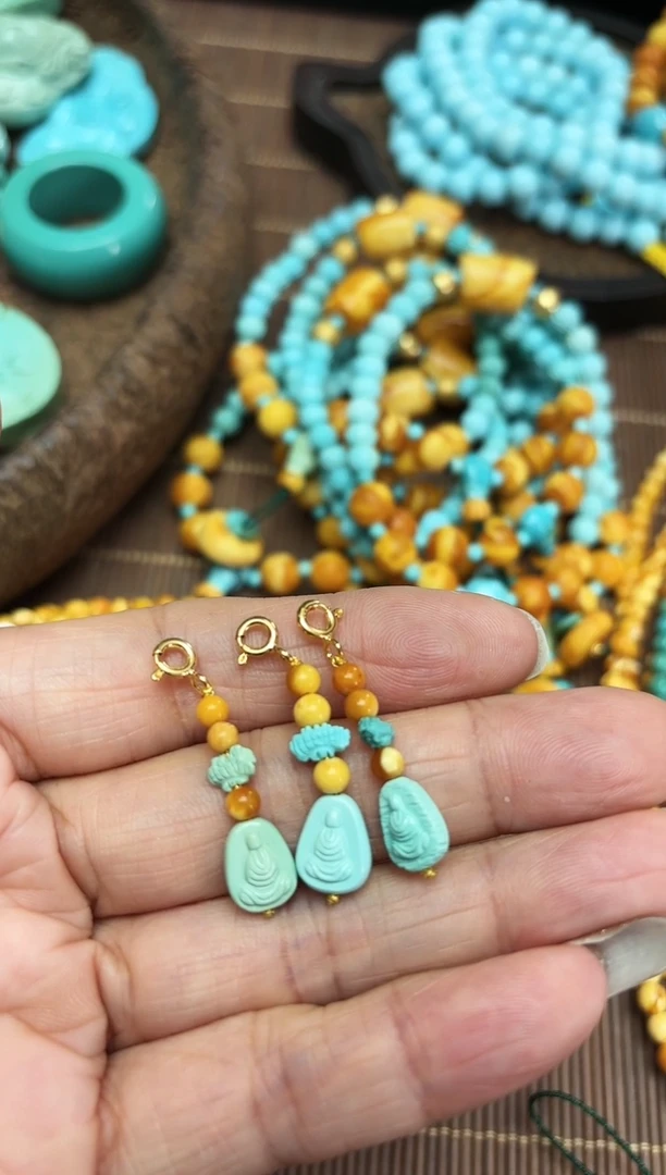 【闪购商品】琥珀裸石未镶嵌滴溜多样发其一