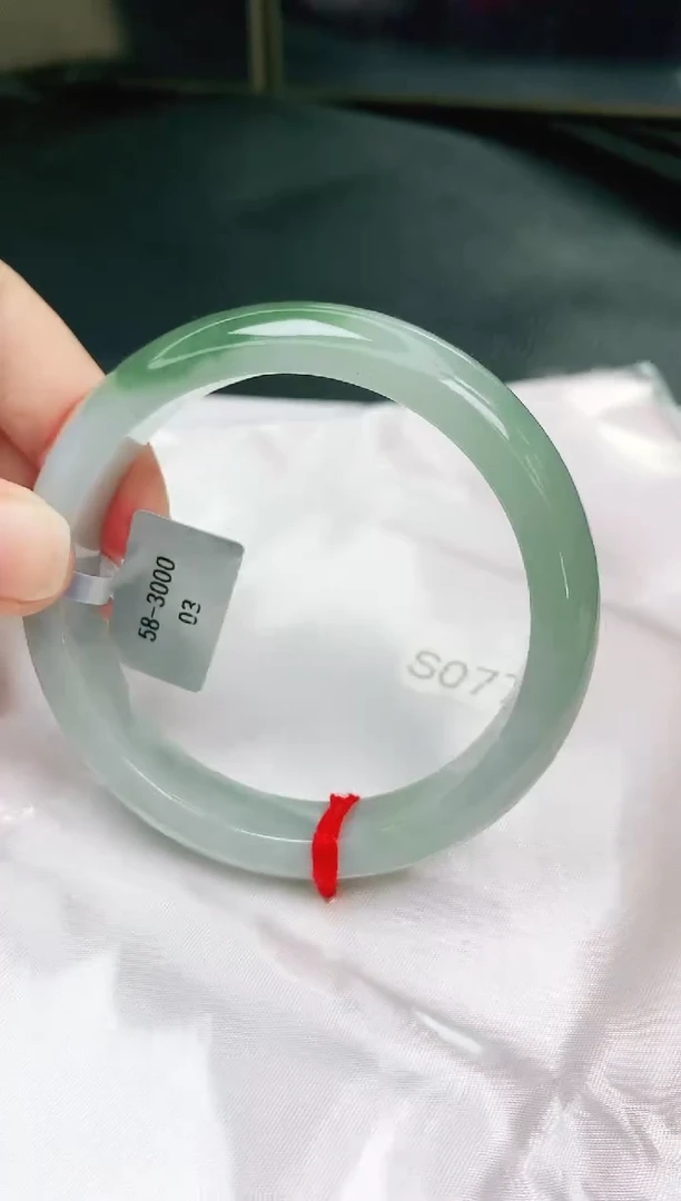 未镶嵌手镯翡翠缅甸天然A货翡翠手镯