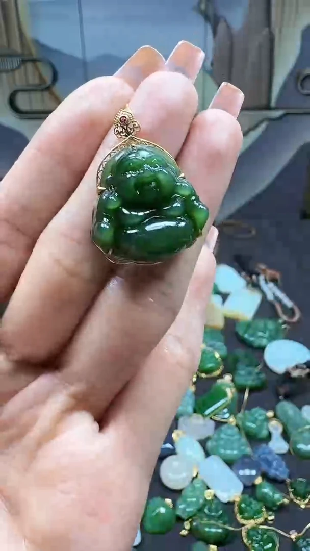 和田玉18K金镶嵌挂件1