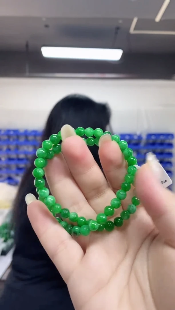 【闪购商品】翡翠手串未镶嵌多样性发其一颜色微差