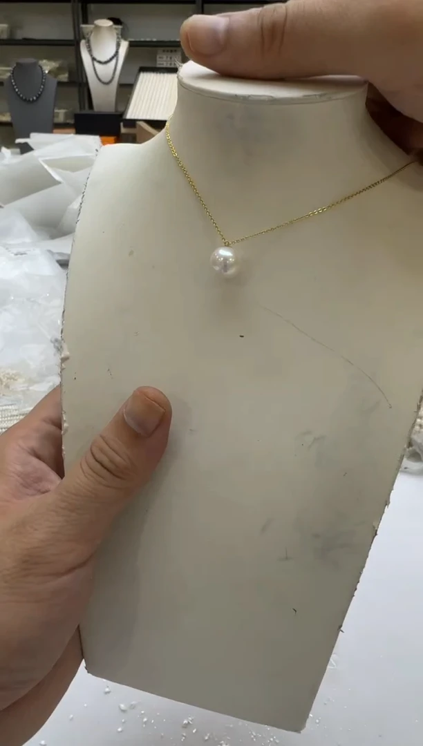 淡水珍珠18K金镶嵌吊坠(赠链)11-12mm 金珠帽