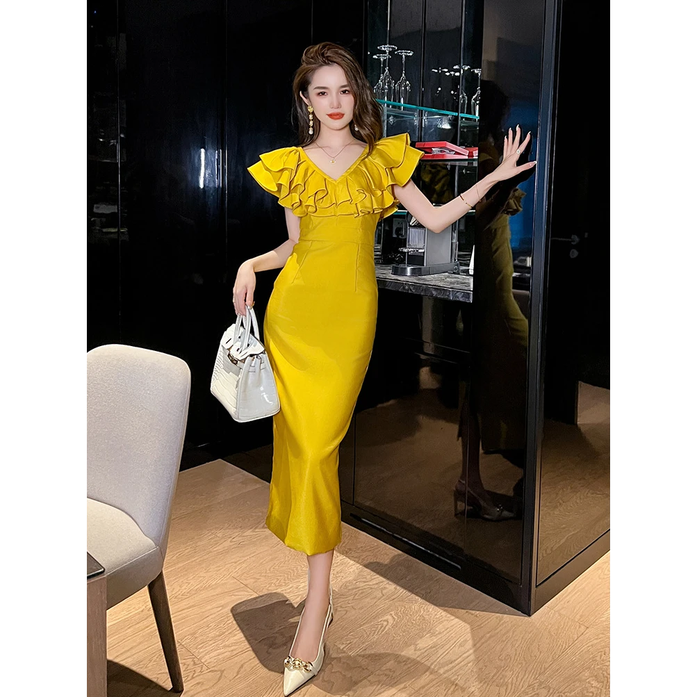 欧洲站无袖连衣裙夏季新款女2025黄色v领荷叶边法式气质包臀长裙