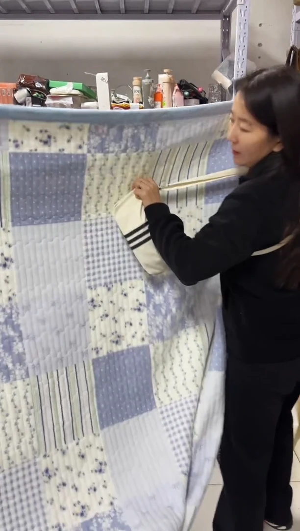 PU上车啦 宝宝们抓紧时间去下方链接拍吧 蓝色格子床盖