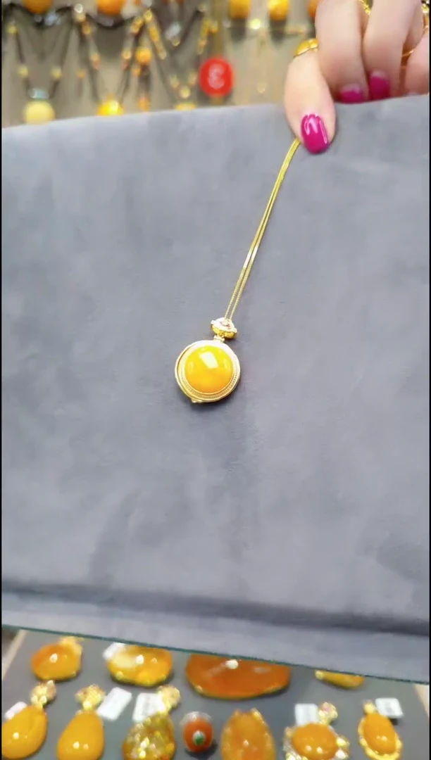 银S925镀金镶嵌蜜蜡吊坠(赠链)﹣B985蜜蜡吊坠