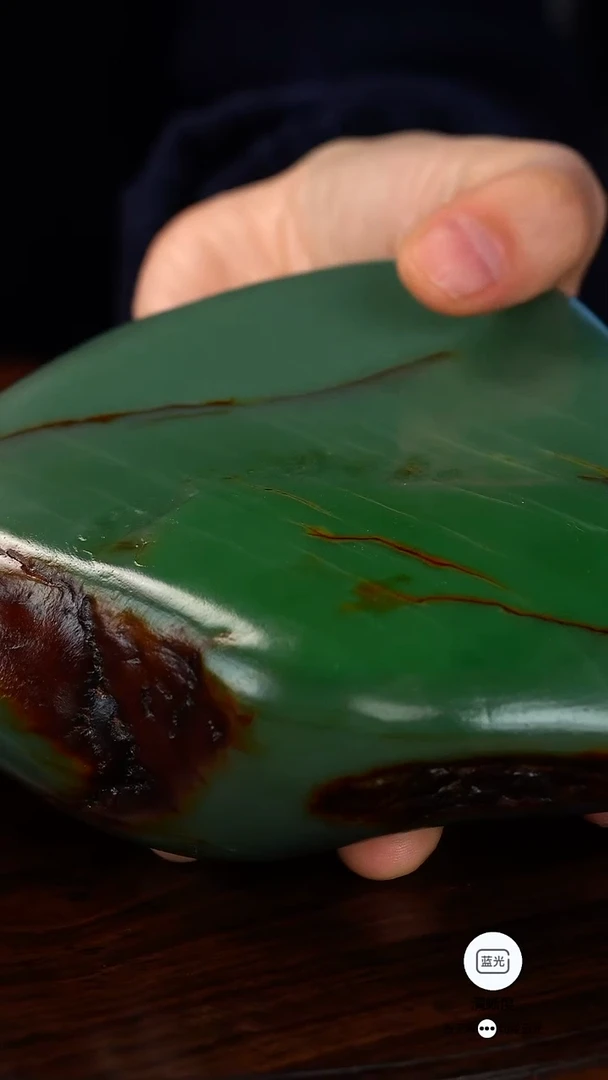 未镶嵌和田玉把件青**茶原石