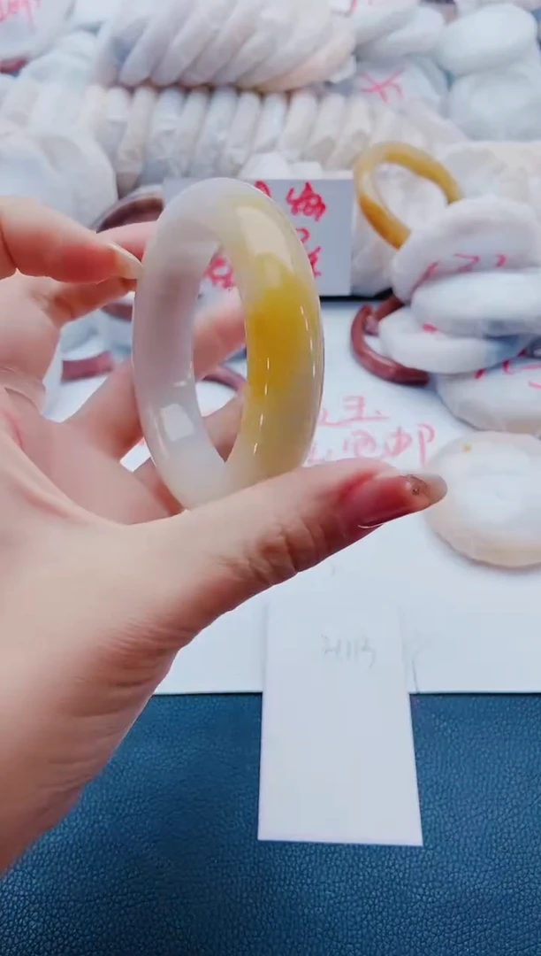 未镶嵌手镯石英质玉H113-54-55