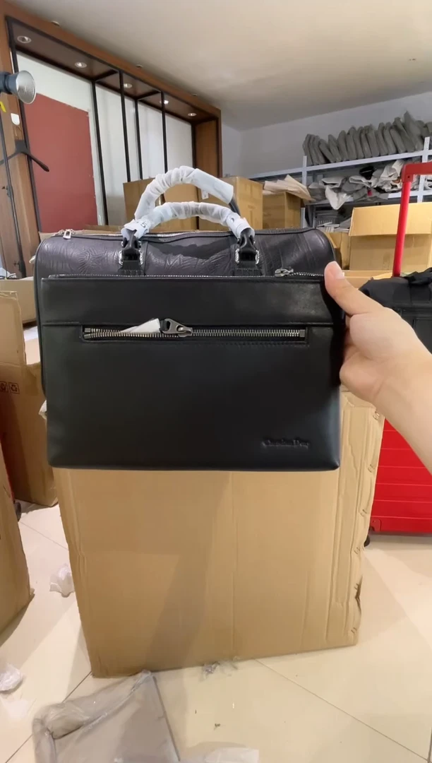 牛皮（革）韩爵绅士包包皮具647