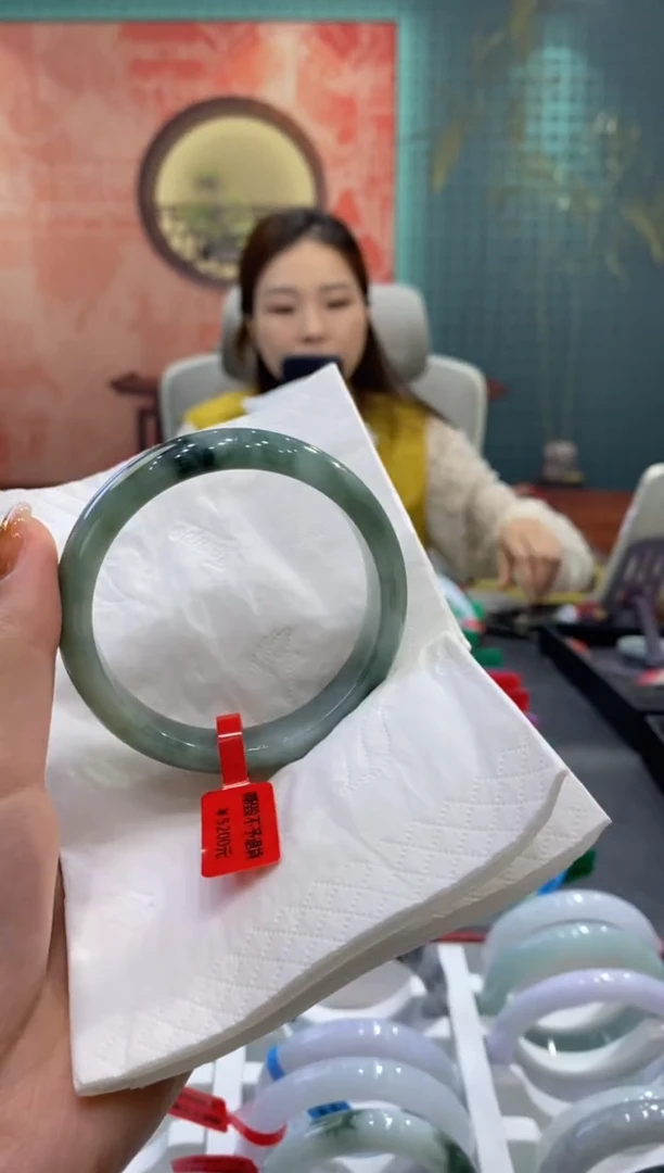 未镶嵌手镯翡翠0047357