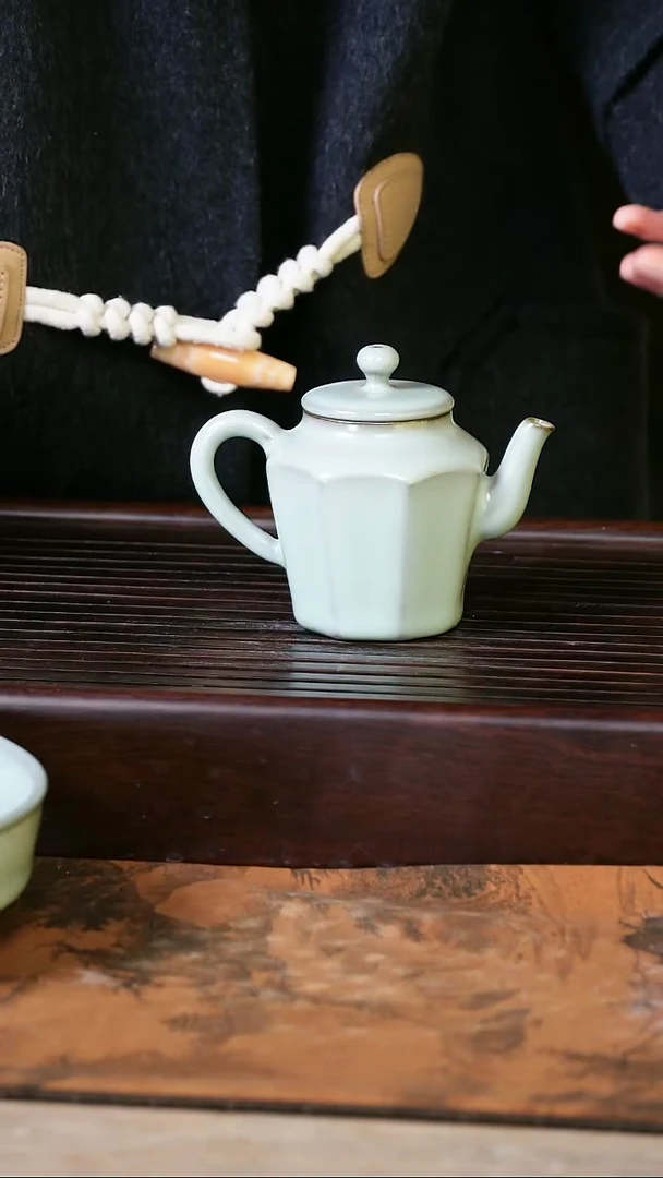 摆件陶望瓯陶溪川汝窑八方壶