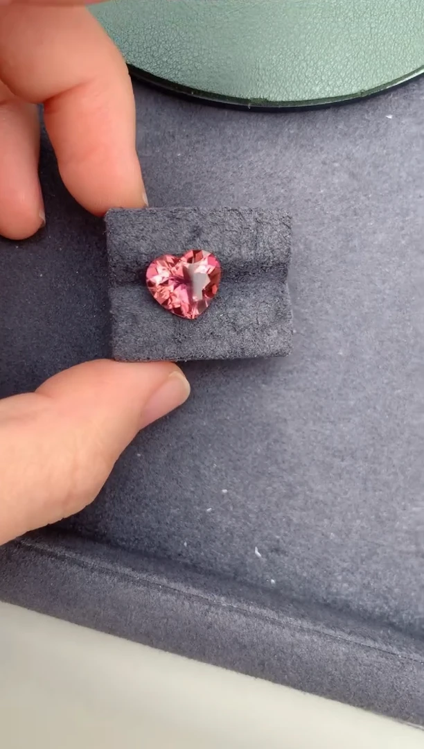 裸石未镶嵌碧玺4ct粉碧玺DC