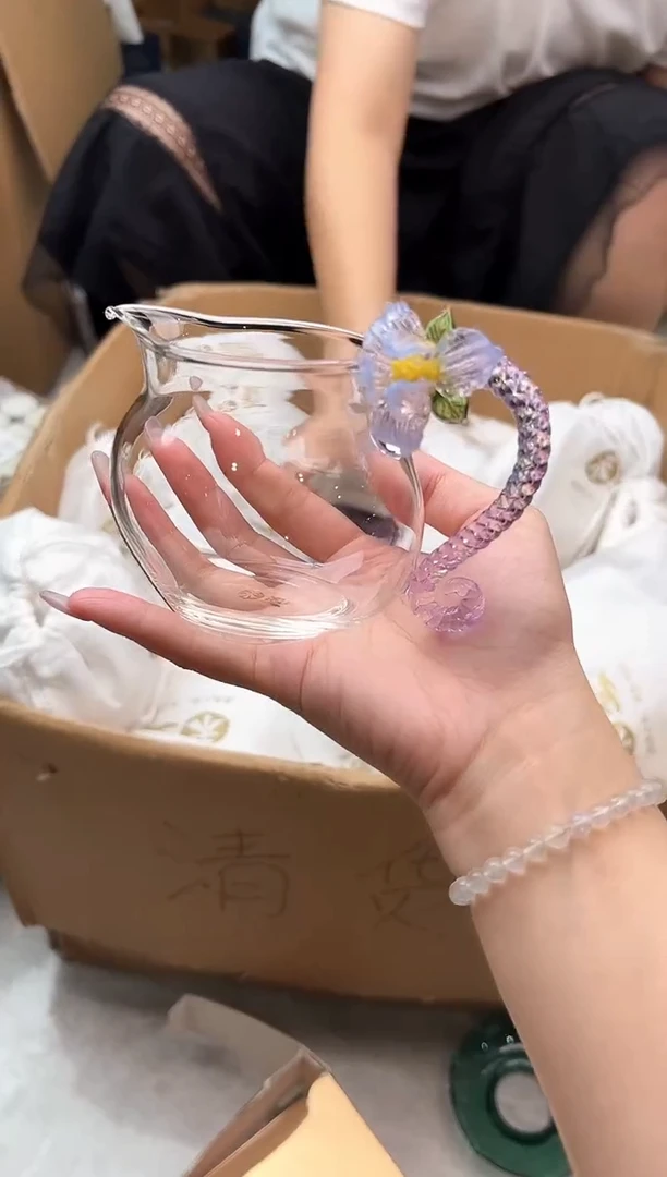 禾墨鸢然浅紫色