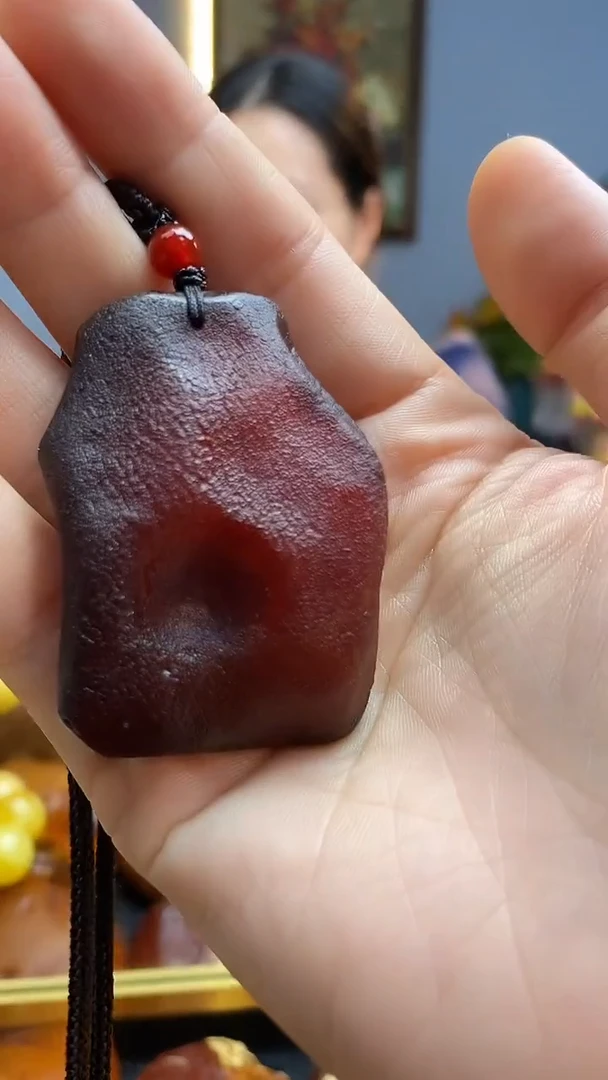 琥珀颈饰未镶嵌吊坠