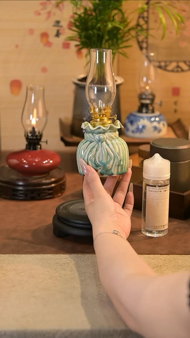 景德镇陶瓷油灯摆件