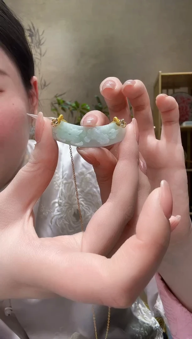 【闪购商品】翡翠颈饰未镶嵌吊坠