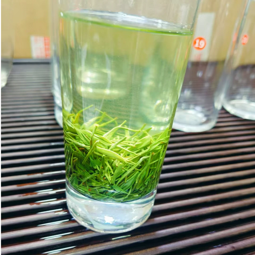 品三口茶行《2024新茶——春尾毛尖》