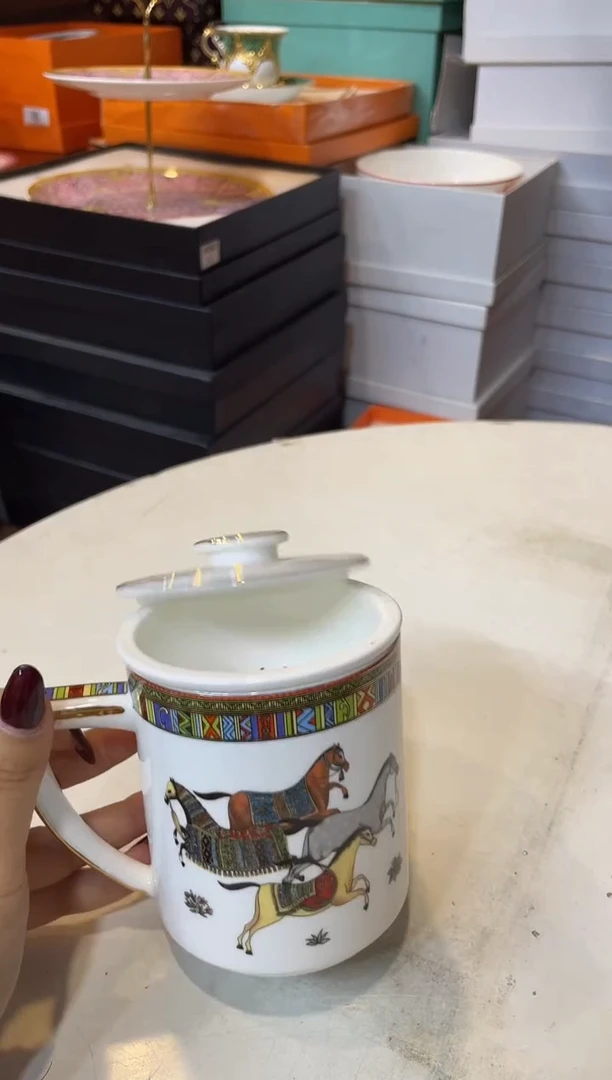 杯鸿辉家品牌瓷器，京东包邮！