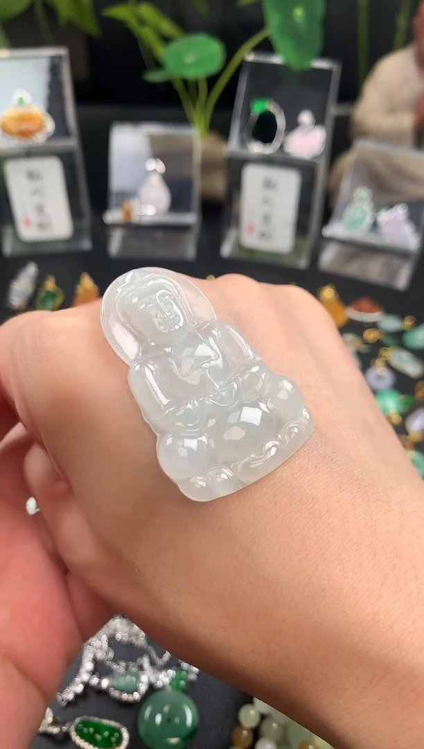 翡翠未镶嵌吊坠(不含链)天然缅甸A货翡翠正装观音