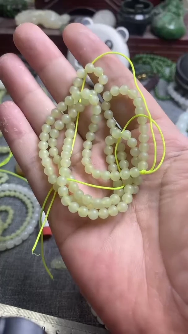 和田玉未镶嵌颈饰链子