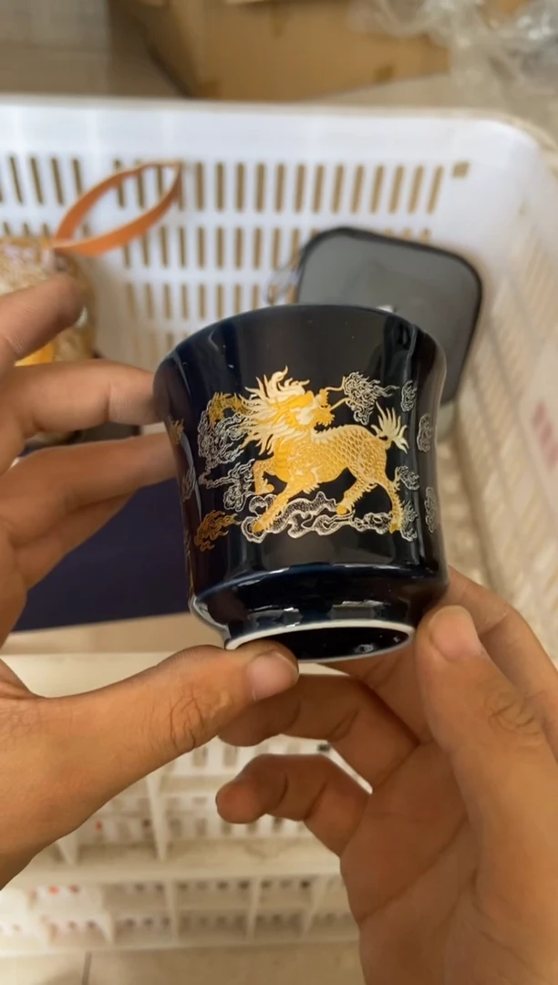 无运费险有瑕疵的摄影的产品有使用过的痕迹有点脏介意勿拍