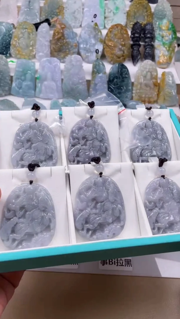【闪购商品】翡翠颈饰未镶嵌天然缅甸A货翡翠多样性发一关公220
