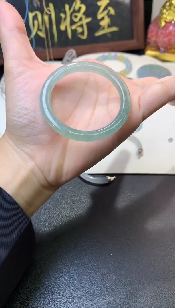 未镶嵌定制翡翠毛货