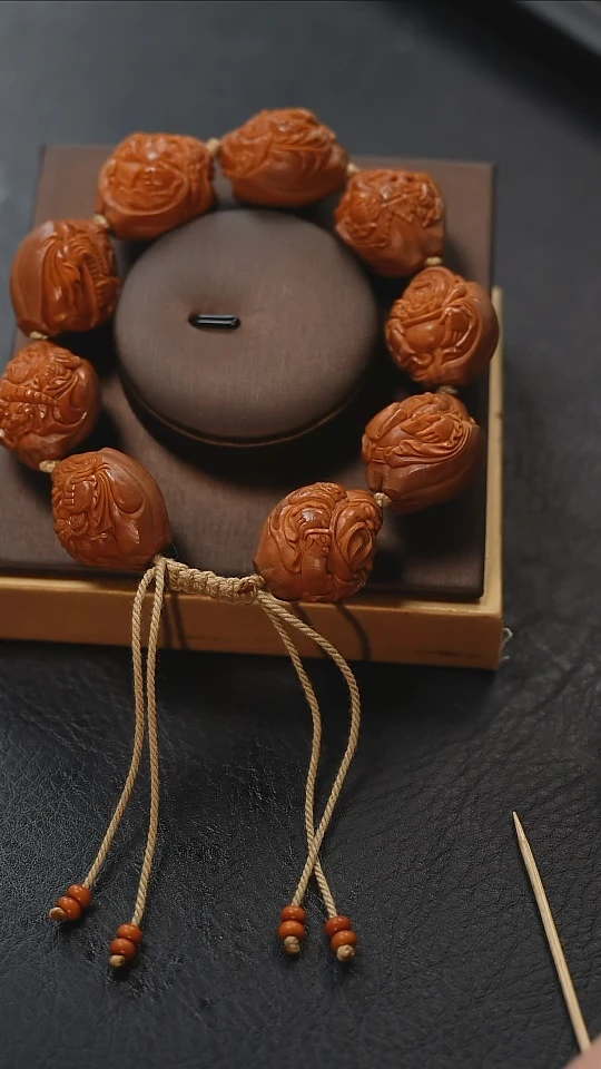 【闪购商品】橄榄核吊坠 梦梦精品核雕