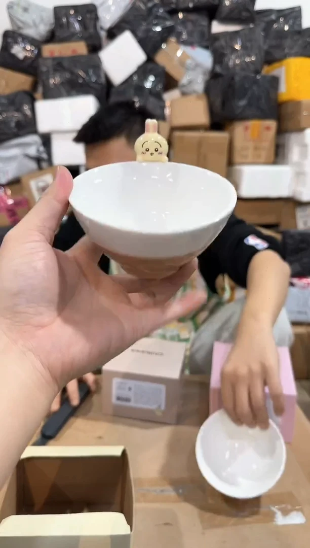 瓷片原盒乌萨奇公仔碗