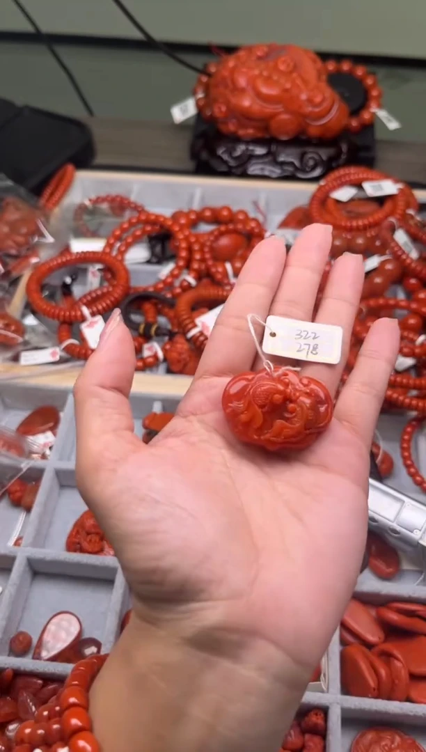 【闪购商品】南红玛瑙珠宝奇石未镶嵌322