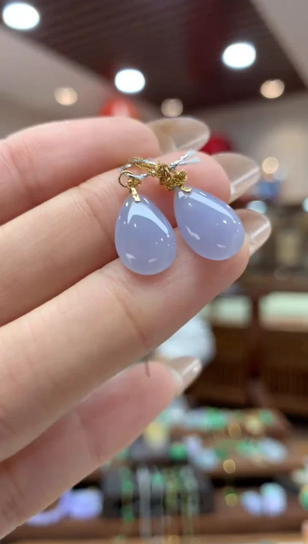 【闪购商品】翡翠耳饰18K金镶嵌水滴