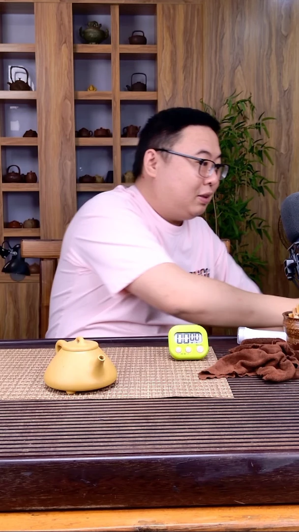 茶壶紫砂小**?卡密看看买空卖空