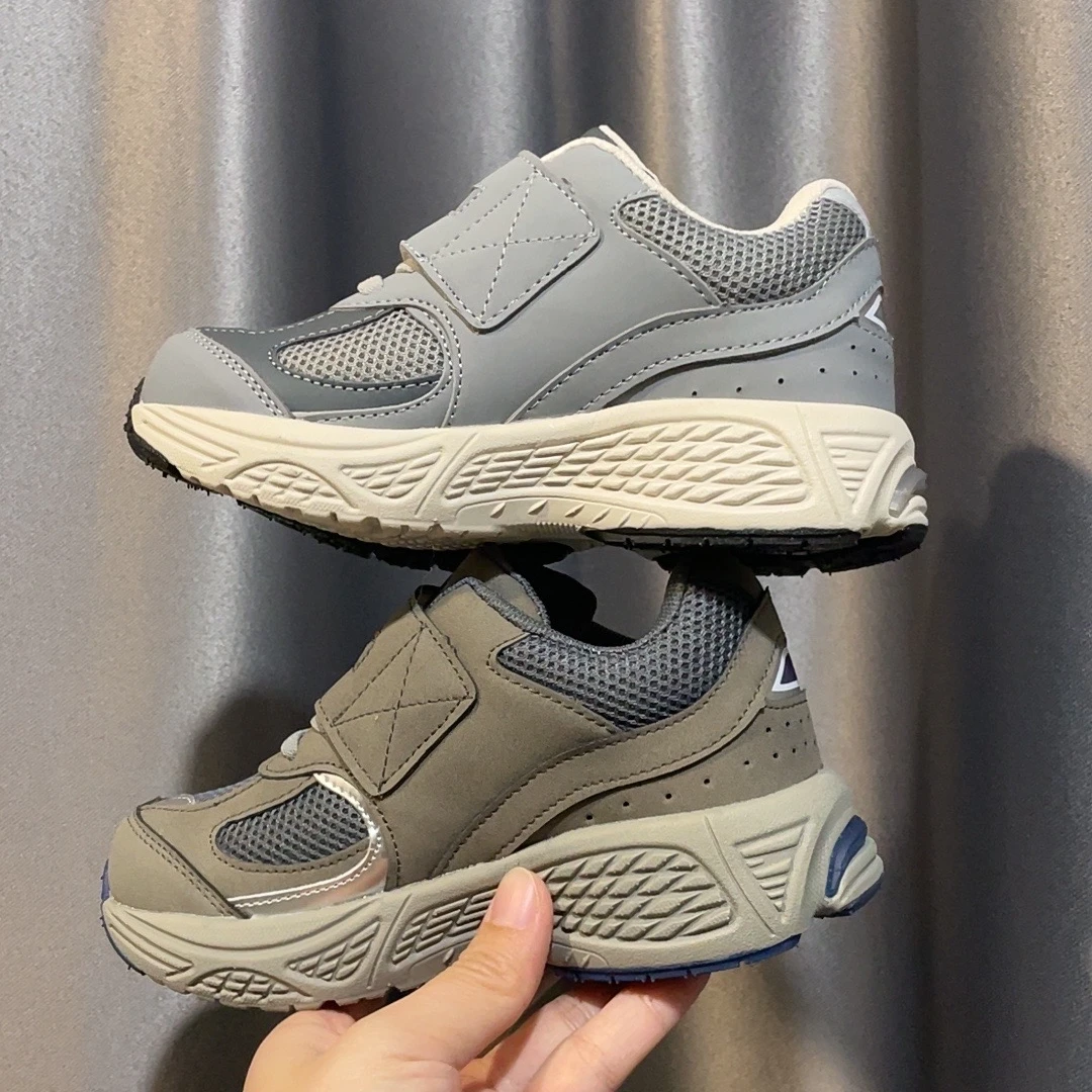 2609儿童运动鞋2025春季新款女童跑步鞋透气软底男童轻便老爹鞋潮