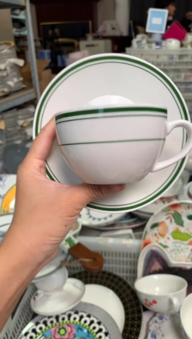 瓷陶瓷尾单CC214微瑕1个样品