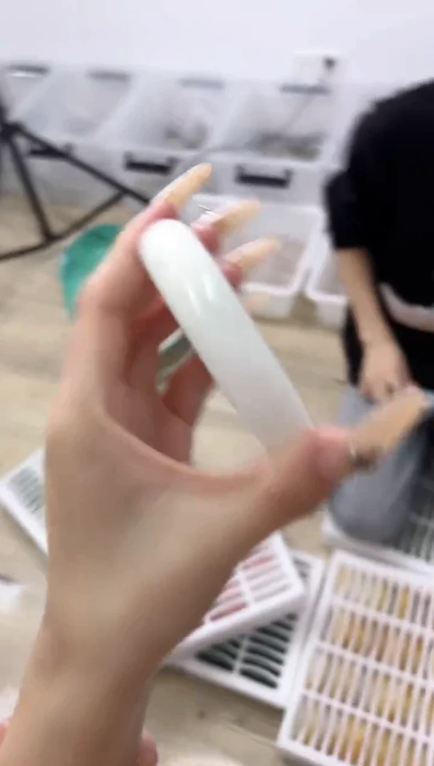 未镶嵌手镯石英质玉204-55HE