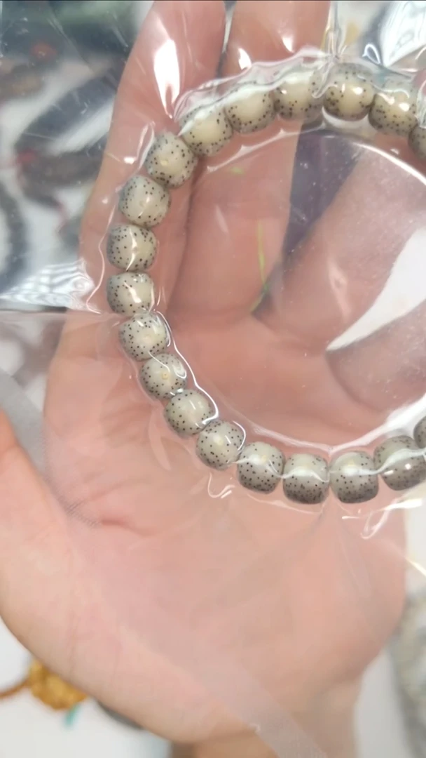 手串星月菩提果冻料正月双留白全透9*8mm